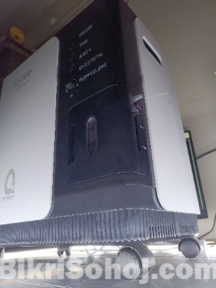 Oxygen concentrator